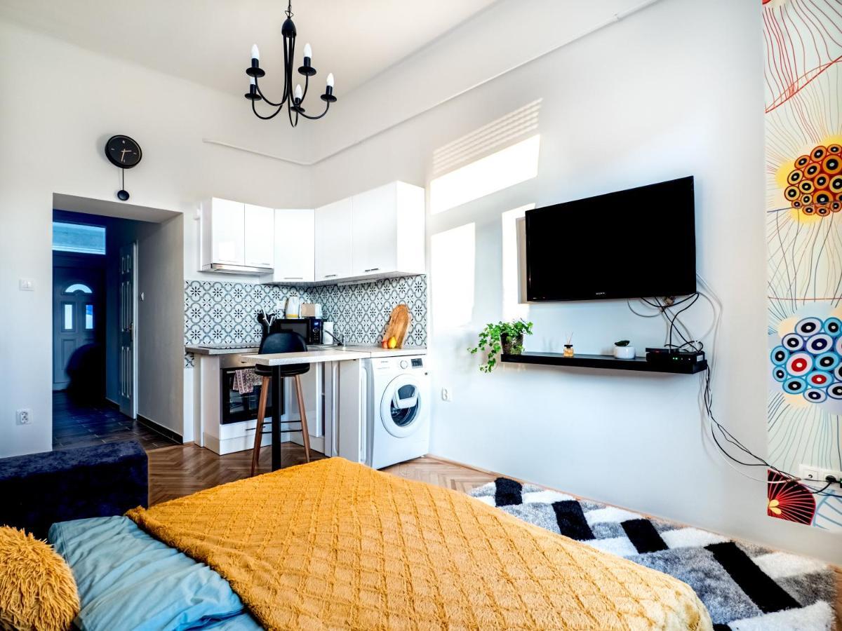Gogol Studio Apartment บูดาเปสต์ ภายนอก รูปภาพ