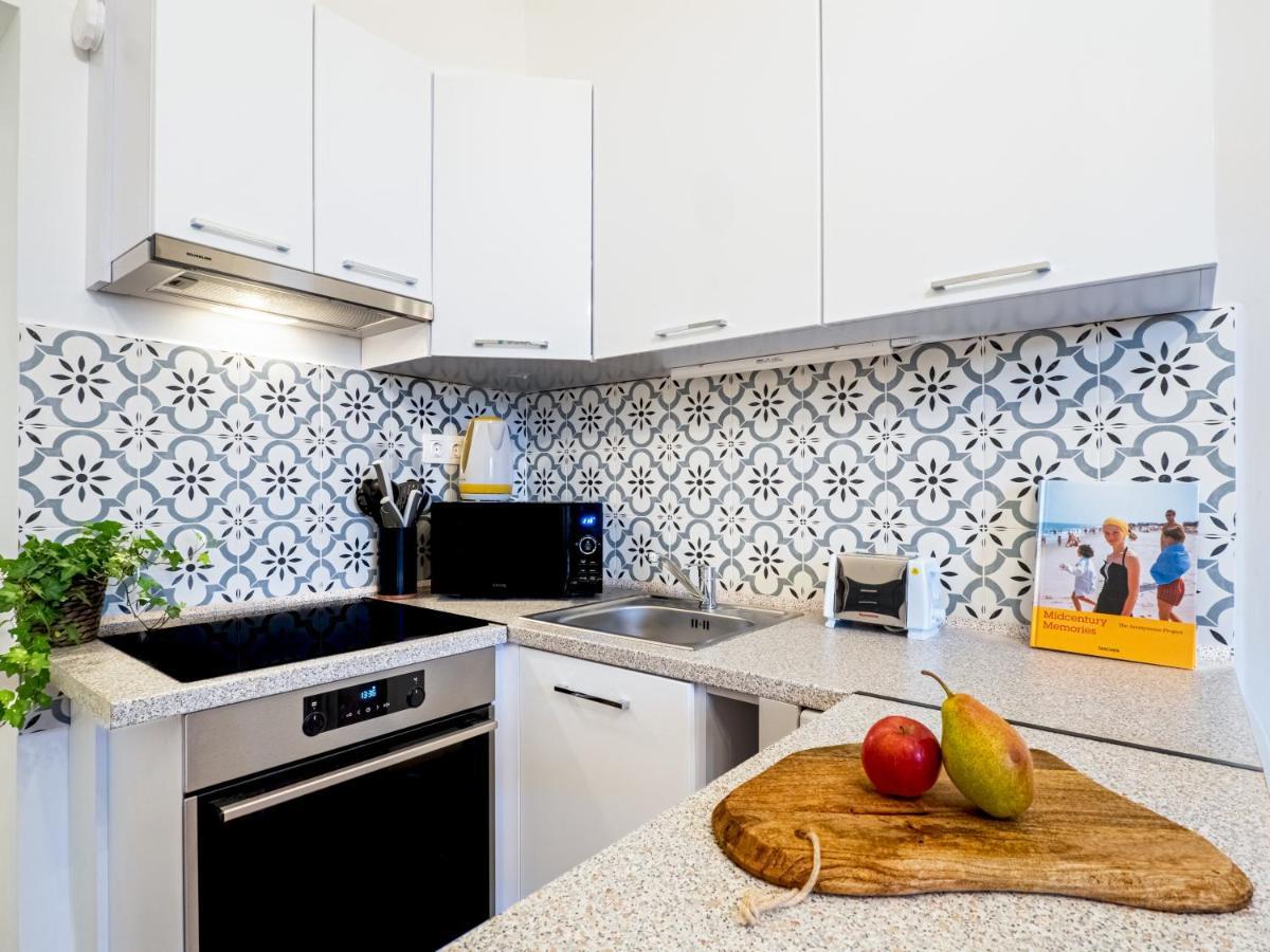 Gogol Studio Apartment บูดาเปสต์ ภายนอก รูปภาพ